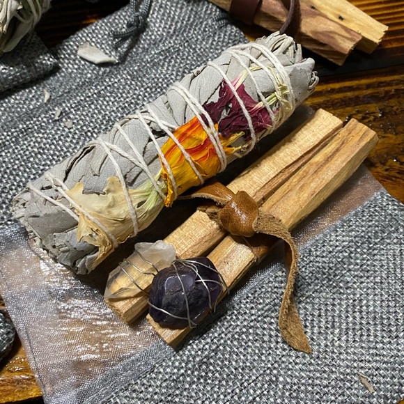 Smudge Kit - Picture 5 of 5